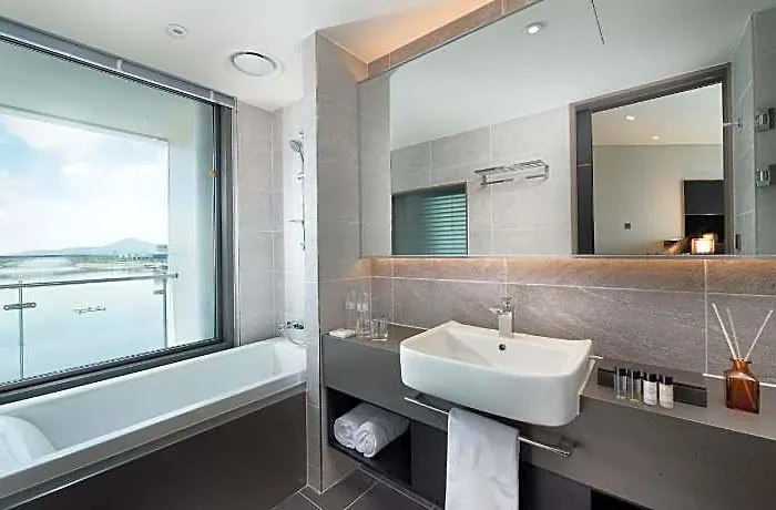 Marinabay Hotel